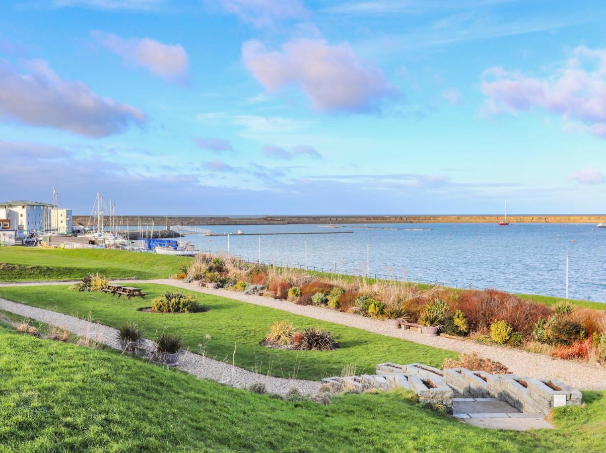 Port Apartment 1 Holyhead Exteriör bild